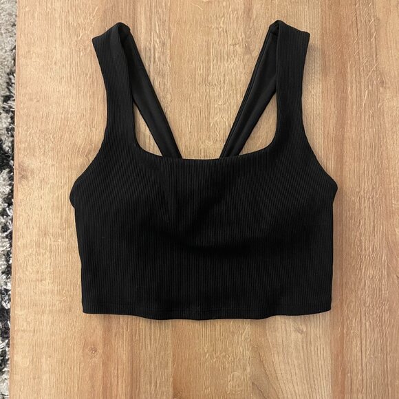 Alo tank top - Picture 1 of 2